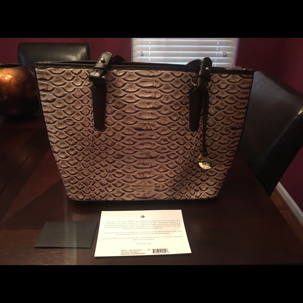 Brahmin handbag NEW, authentic. Pearl dogwood.